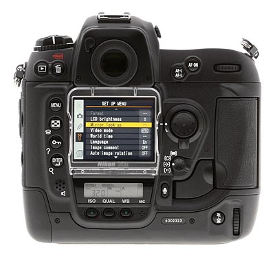 Nikon D 2 X s - Gehaeuseansicht von hinten